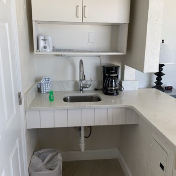 Fountain Beach Resort - Kitchen - Resorts Near Me - Daytona Beach, Florida Fountain Beach Resort - Kitchen - Resorts Near Me - Daytona Beach, Florida