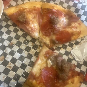 Pizza Bar - Sicilian Meat Lovers - Pizza Near Me - Laguna Beach, California Pizza Bar - Sicilian Meat Lovers - Pizza Near Me - Laguna Beach, California