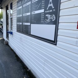 Gripon's Coffee - Side view of the small building (used to be Linda's Pantry)