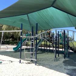 Hilltop Park - 2023.08.12 - playground has a shade on top