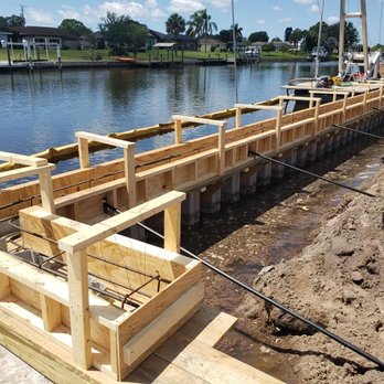 Creative Marine Construction - the construction of a dock - General Contractors Near Me - Englewood, Florida