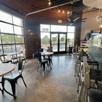 American Grinders - Love this place, remodeled in the last month and it's looking great! - Delis Near Me - Saint George, Utah American Grinders - Love this place, remodeled in the last month and it's looking great! - Delis Near Me - Saint George, Utah