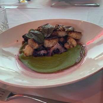 Hemenway's Restaurant - Pan Seared Sea Scallops* - Seafood Near Me - Providence, Rhode Island Hemenway's Restaurant - Pan Seared Sea Scallops* - Seafood Near Me - Providence, Rhode Island