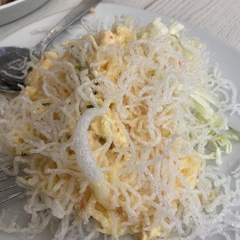 Wooden Spoon - Crab noodles - Filipino Near Me - Makati, NCR