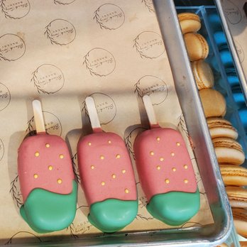 Black Twig Bakery - Strawberry cakesicles - Bakeries Near Me - Wauwatosa, Wisconsin