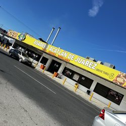 Asadero Acatlan de Juarez - View from outside