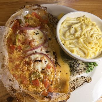 CJ's Crab Shack - Grouper in a bag - Seafood Near Me - Miami Beach, Florida