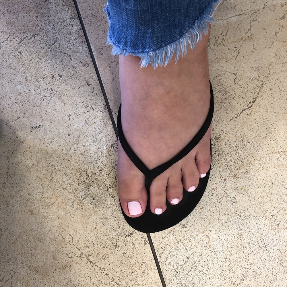 L'Amour Nails Spa - Nail Salons Near Me - Tujunga, California