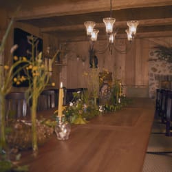 Restaurant Zum Schwarzen Reiter - Einer unserer vielen Gasthofräume. Unsere gemütliche Jagdstube