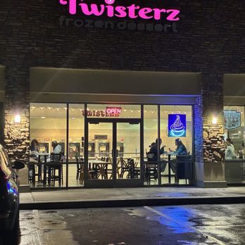 Twisterz Frozen Dessert - Ice Cream & Frozen Yogurt Near Me - Mesa, Arizona Twisterz Frozen Dessert - Ice Cream & Frozen Yogurt Near Me - Mesa, Arizona