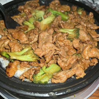 Sumo Teriyaki - Large spicy pork teriyaki - Japanese Near Me - Renton, Washington