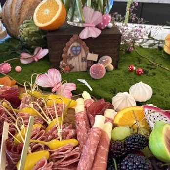 Gourmet Grazing Goat - Caterers Near Me Gourmet Grazing Goat - Caterers Near Me