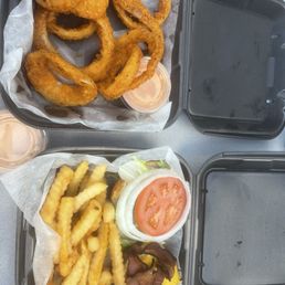 Bacon Cheeseburger w/Fries w/Onion Rings Bacon Cheeseburger w/Fries w/Onion Rings