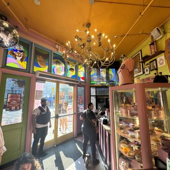 Voodoo Doughnut - Donuts Near Me - Portland, Oregon Voodoo Doughnut - Donuts Near Me - Portland, Oregon