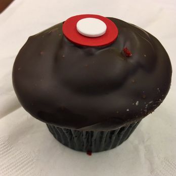 Sprinkles Georgetown - The chocolate ganache cupcake with marshmallow filling. Moist and delicious. - Bakeries Near Me - Washington, DC, District of Columbia Sprinkles Georgetown - The chocolate ganache cupcake with marshmallow filling. Moist and delicious. - Bakeries Near Me - Washington, DC, District of Columbia