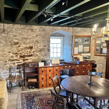 Castle Fraser - Game hunting room - Landmarks & Historical Buildings Near Me - Inverurie, ABD