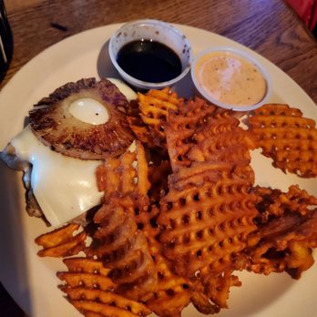 The Frog Pond - Hawaiian chicken sandwich no bun - New American Near Me - Peculiar, Missouri The Frog Pond - Hawaiian chicken sandwich no bun - New American Near Me - Peculiar, Missouri