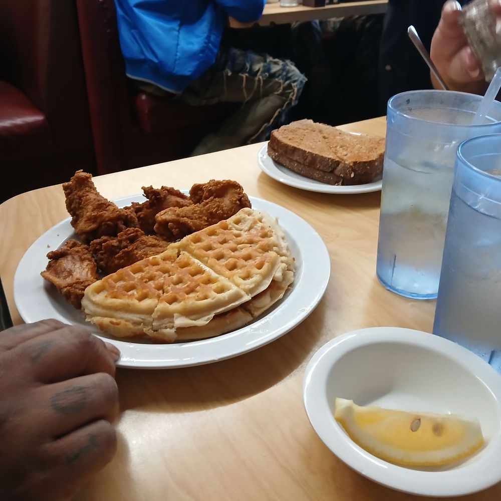 The Serving Spoon - Chicken and waffles - Breakfast & Brunch Near Me - Inglewood, California The Serving Spoon - Chicken and waffles - Breakfast & Brunch Near Me - Inglewood, California