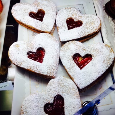 Cocoluxe Fine Pastries by null