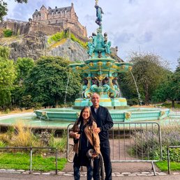Fountain with the Castle in the backdrop
