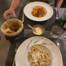 Cacio e Pepe, pomodoro con bolognese