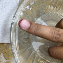 Bee Nails - NEVER again