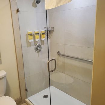 Best Western Plus Island Palms Hotel & Marina - Nice shower. - San Diego, CA