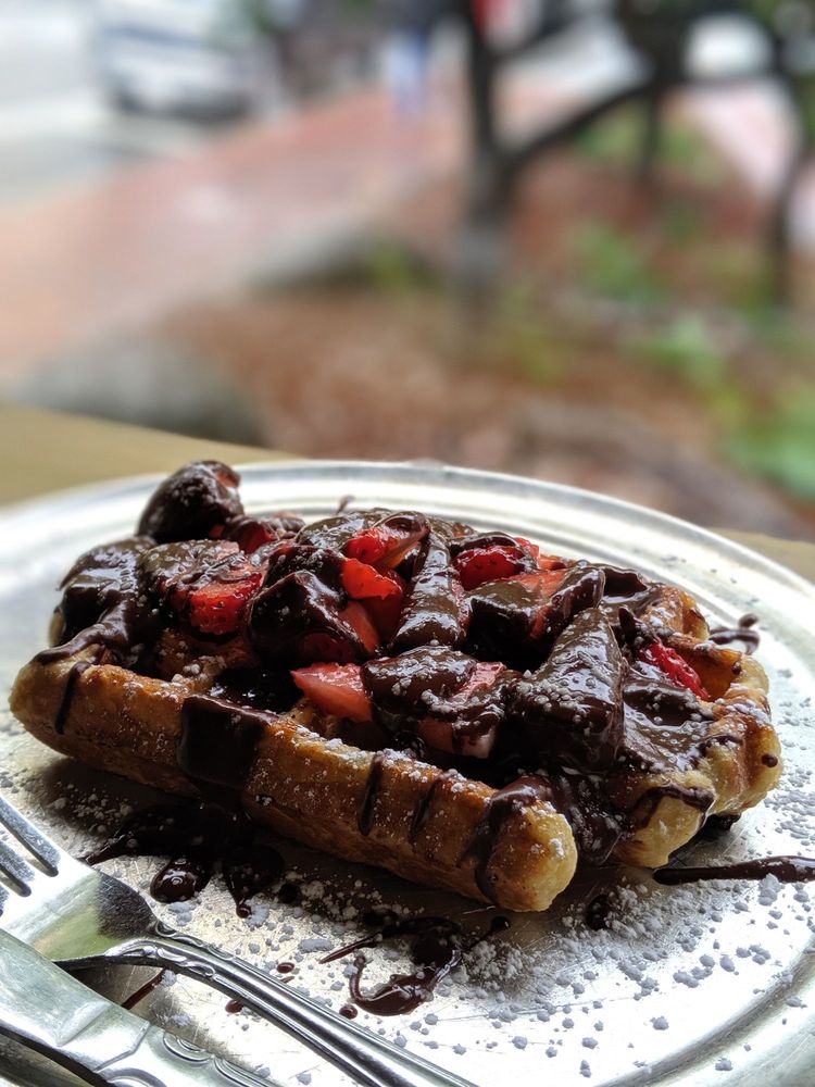 ZINNEKEN’S BELGIAN WAFFLES HARVARD SQUARE 678 Photos & 590 Reviews