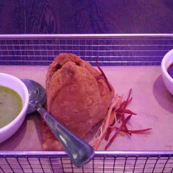 Marigold Indian Bistro - Veggie samosa - Indian Near Me - Toronto, Ontario Marigold Indian Bistro - Veggie samosa - Indian Near Me - Toronto, Ontario