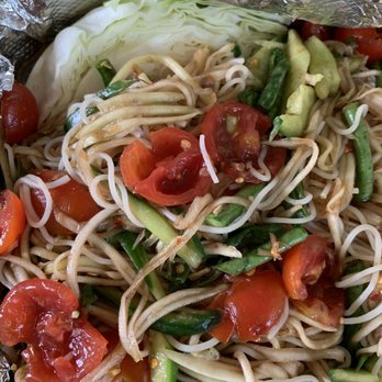 Aria Cafe - Papaya Noodles salad!! WOW!!!! - Caterers Near Me