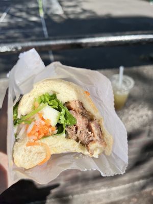 Bánh Mì Cô Út 2 by null