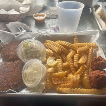 Safe Harbor Seafood - Crab cakes - Seafood Near Me - Jacksonville, Florida Safe Harbor Seafood - Crab cakes - Seafood Near Me - Jacksonville, Florida