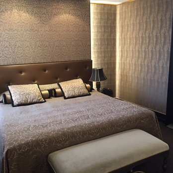 Aqua Palace - Hotels Near Me - Venezia, VE
