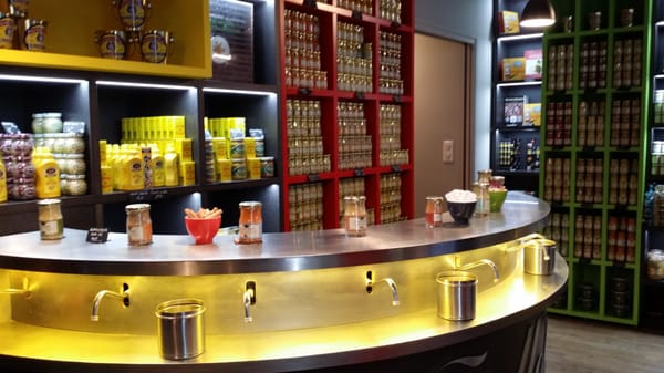 La Moutarderie Fallot - Boutique Atelier Dijon by null