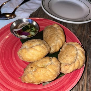 Saranrom Thai - Curry Puff - Thai Near Me - Elmhurst, New York