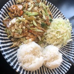 Happy Pho Time - W13 Garlic Chicken
