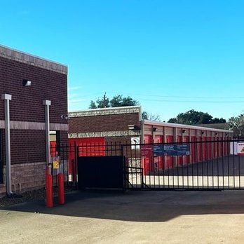 Public Storage - Self Storage Near Me - Houston, Texas Public Storage - Self Storage Near Me - Houston, Texas