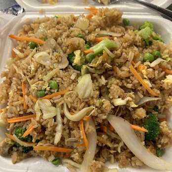 House of Three Gorges - Veggie fried rice was really good. Lots veggies and $11 while others charge $13+ with mediocre quality - Chinese Near Me - Austin, Texas House of Three Gorges - Veggie fried rice was really good. Lots veggies and $11 while others charge $13+ with mediocre quality - Chinese Near Me - Austin, Texas