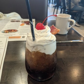 Maple Bacon Restaurant - Royal Maple Bacon cocktail - American Near Me - Plano, Texas