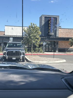 Pluckers Wing Bar by null