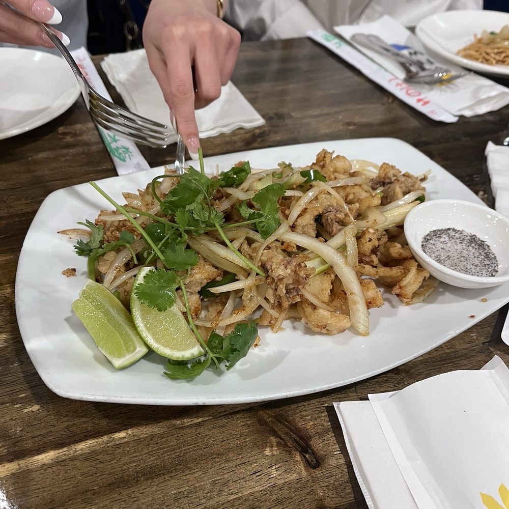 Salt & Pepper Calamari - Mục Rang Muoi Salt & Pepper Calamari - Mục Rang Muoi