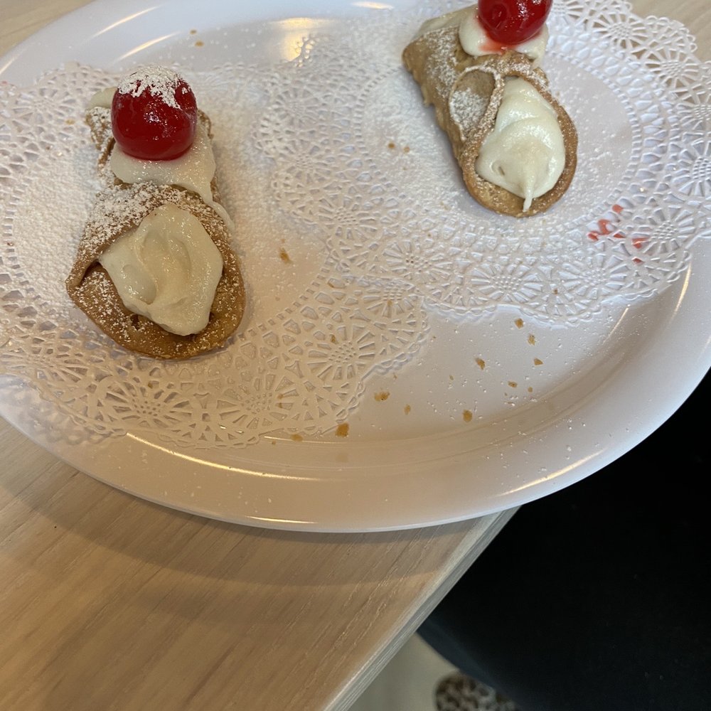 V Pizza Brier Creek + Flask - Mini Cannoli's - Chicken Wings Near Me - Raleigh, North Carolina V Pizza Brier Creek + Flask - Mini Cannoli's - Chicken Wings Near Me - Raleigh, North Carolina