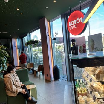 Lot61 Amsterdam Centraal Station - Indoors - Coffee & Tea Near Me - Amsterdam, New Hampshire