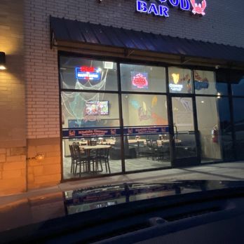 Kickin Corner Seafood and Daiquiri - Storefront - Seafood Near Me - DeSoto, Texas
