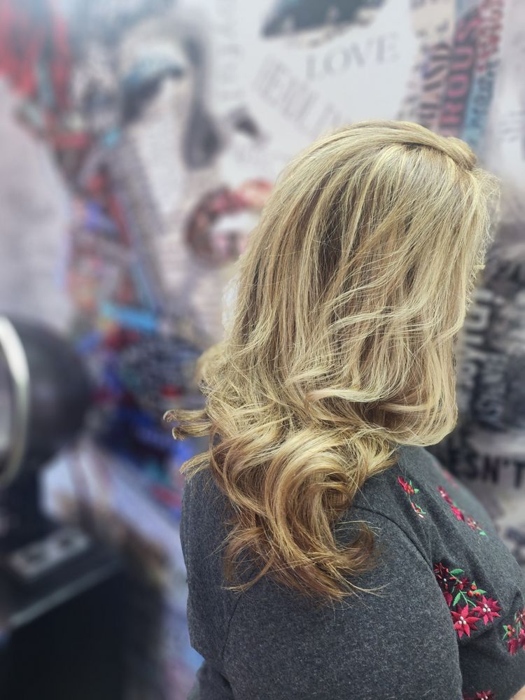 Hair By Yudit Logo