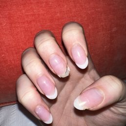 Powder dip nails started cracking the minute I left. Powder dip nails started cracking the minute I left.