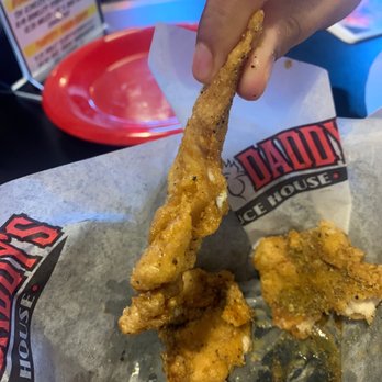 Wing Daddy’s Sauce House - idk what this is but it's not okay to say these are chicken strips - Chicken Wings Near Me - Pharr, Texas