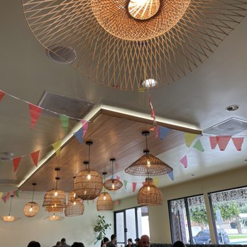 Basil & Co - Great ambiance - Thai Near Me - Diamond Bar, California