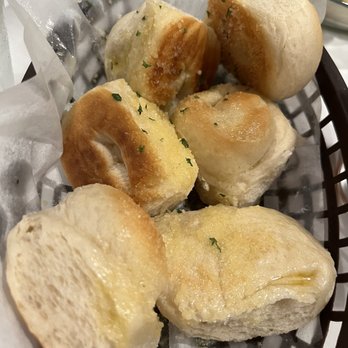Villaggio's Ristorante Italiano - Garlic knots - Italian Near Me - Lutz, Florida
