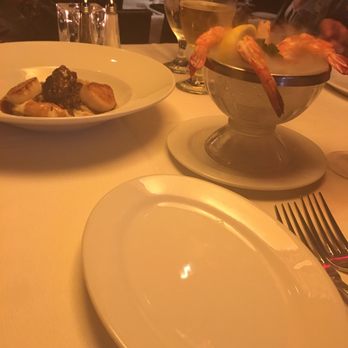 Ocean Prime - Surf and Turf app and Shrimp Cocktail - Cocktail Bars Near Me - Philadelphia, Pennsylvania